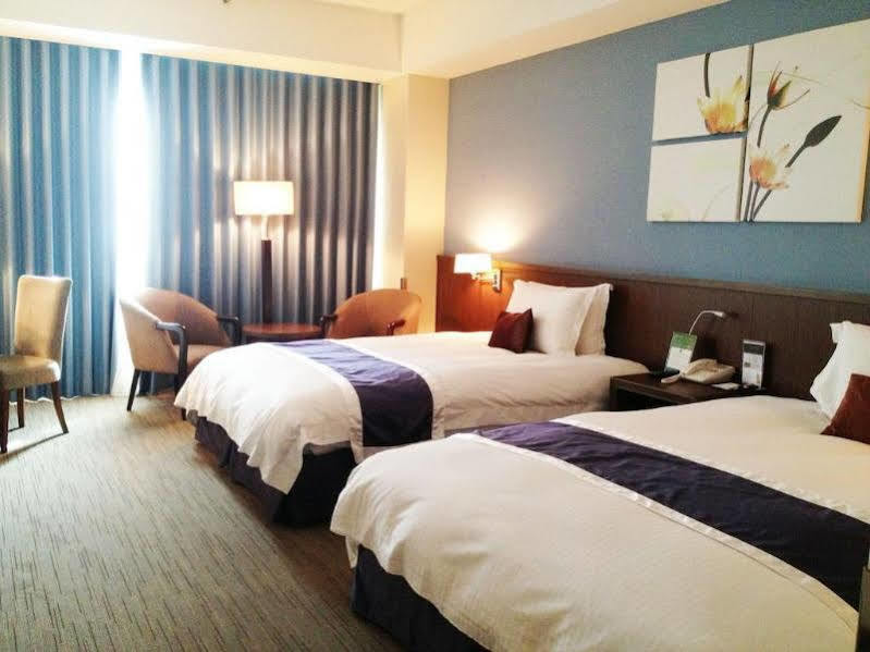 Sheraton Taoyuan Hotel Extérieur photo