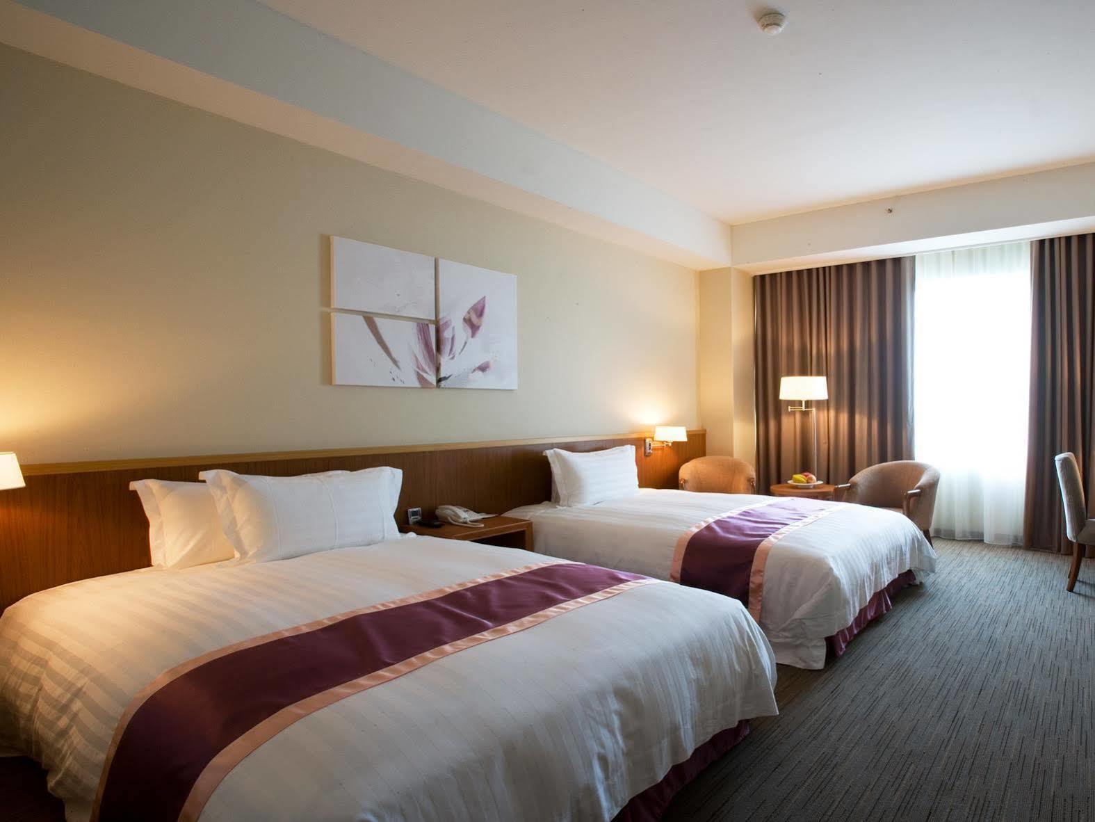 Sheraton Taoyuan Hotel Extérieur photo